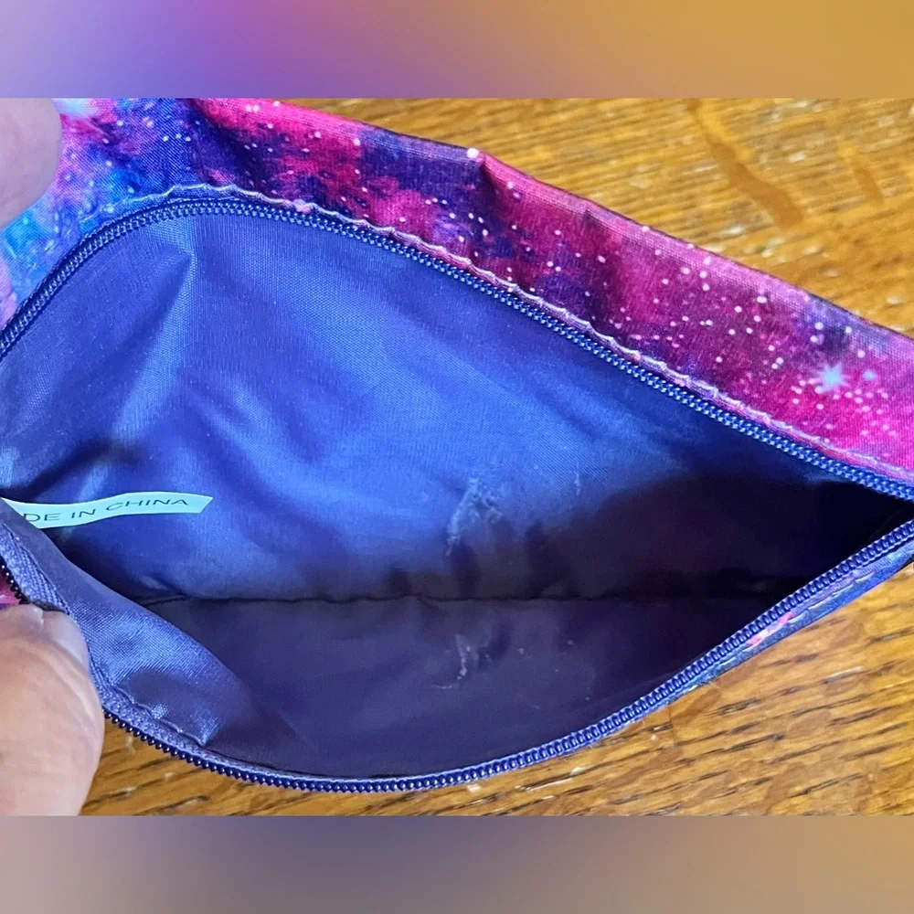 Ipsy makeup bag with SURPRISE piece of jewelry Galaxy pattern New